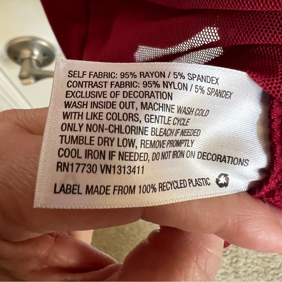 Xhilaration, Burgundy-Grey Embroidered, Beaded & Sequins Mesh Tank top. XXL. - Picture 10 of 10